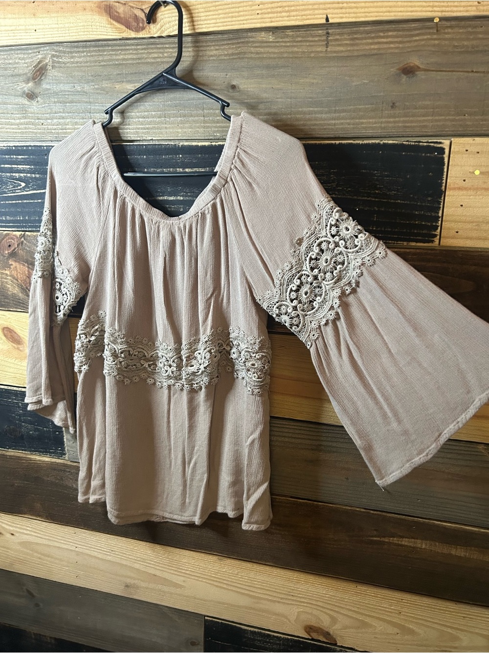 Umgee Taupe Boho Lace-Trim Bell Sleeve Tunic